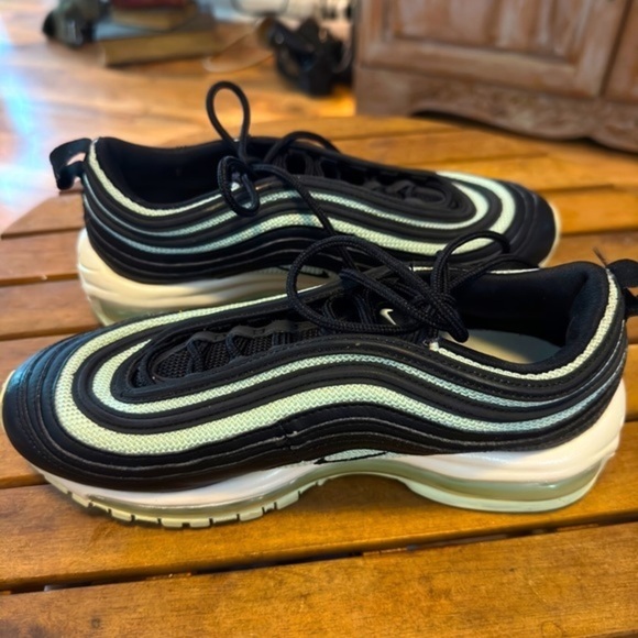 Nike Air Max 97 Womens size 7 - 921733-012 - EUC. Color: Back Igloo - Picture 3 of 7